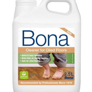 Моющее средство Bona Cleaner for oiled floors 2.5 литра для паркета под маслом