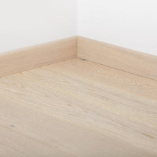 Плинтус из массива дуба Tarkett Sport Skirting oak