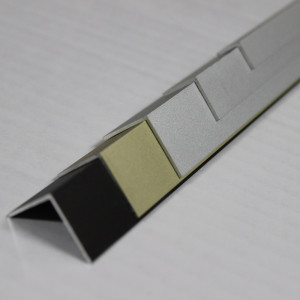 Уголок алюминиевый Евротрим бронза 20х20