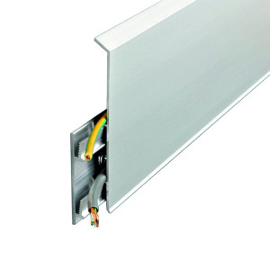 Алюминиевый плинтус Progress Profiles PKISPAA 10х70х3000 мм (пог. м)