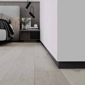 Скрытый плинтус Ликорн С-08.2.3 Чёрный матовый 13.3х60(33,6) мм (пог. м)