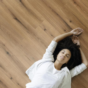 Ламинат MasterFloor (Kaindl) 8.33 Aqualine K5574 AV Oak Evoke Sunset