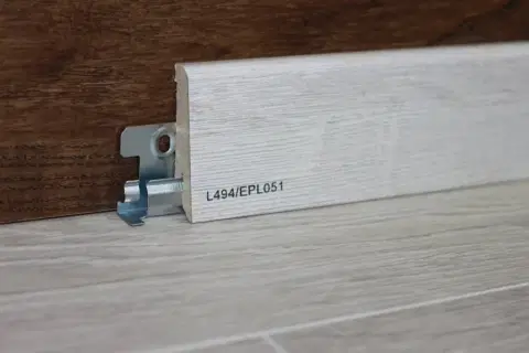 Плинтус Egger Pro L494 17х60х2400 мм (пог. м)