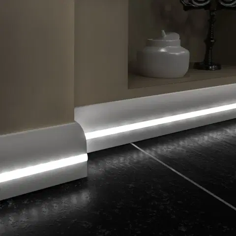 Плинтус Evrowood Белый PN 080 LED 16х95х2000 мм (пог. м)
