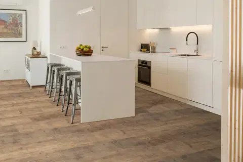 Виниловый ламинат Corkstyle VinyLine Hydro Fix Objekt Larch Kloten - миниатюра 2