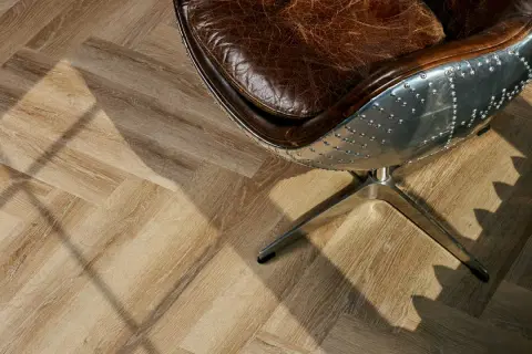 Ламинат SPC Vinilam Parquet Click IS11166 Паркет классический - миниатюра 3